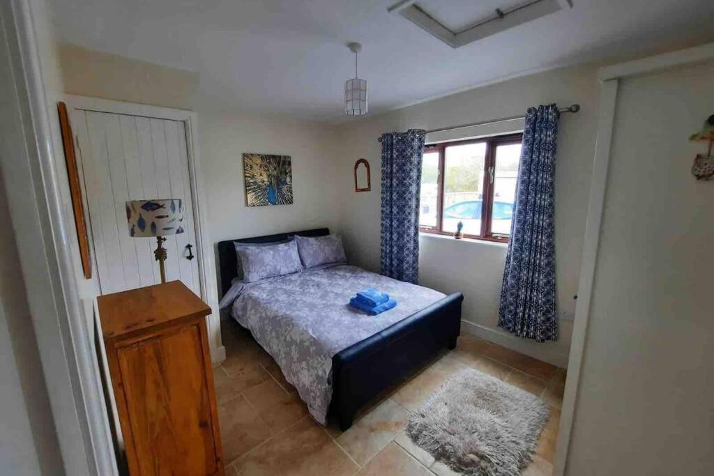 Bwthyn Bach Cozy Country Retreat